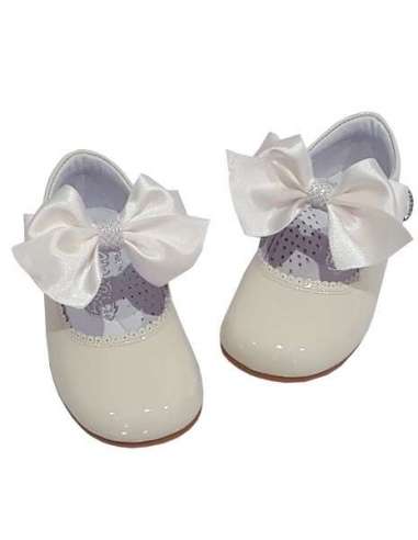 MARY JANES IN PATENT WITH SHINY BOW BAMBI 4199 BEIG