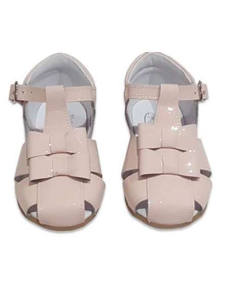 SANDALIA DE CHAROL CON DOBLE LAZO BAMBI 5127 ROSA