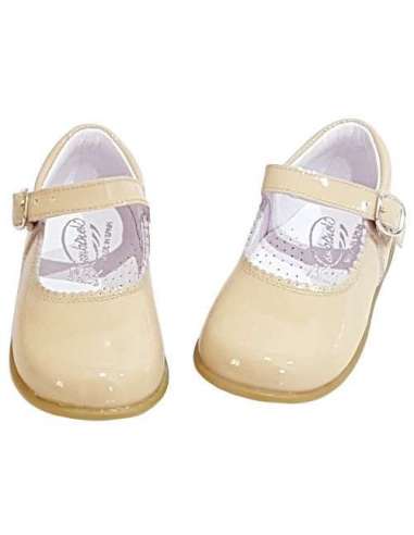 Baby Mary Janes in patent Bambi camel 457