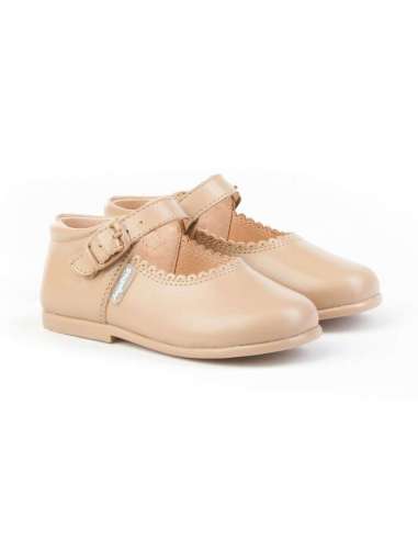 Mary Janes in leather AngelitoS 500 camel