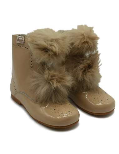 Patent boots Bambi Fur camel 4253