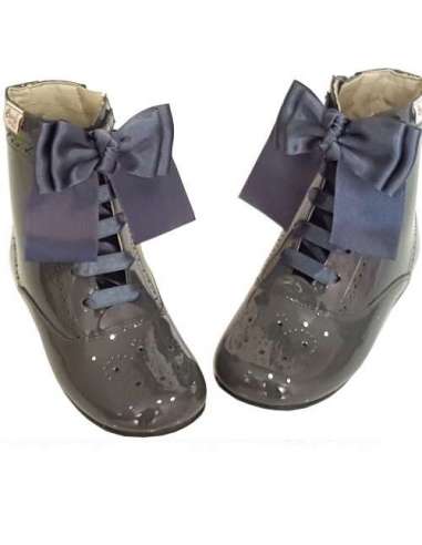 PATENT LEATHER BOOTS WITH BOW BAMBI 4253 DARK GREY