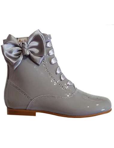 Patent boots with butterfly side bow Bambi 4253 grey