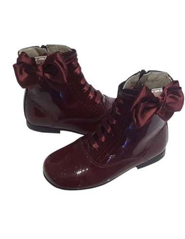 Patent boots with butterfly side bow Bambi 4253 burgundy