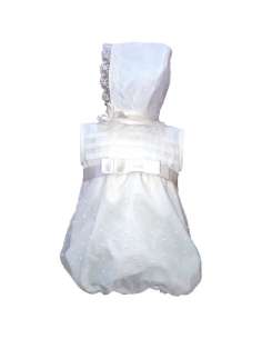 M83701 PELELE CRISTAL BORDADO CON CAPOTA MARCA MISHA BABY