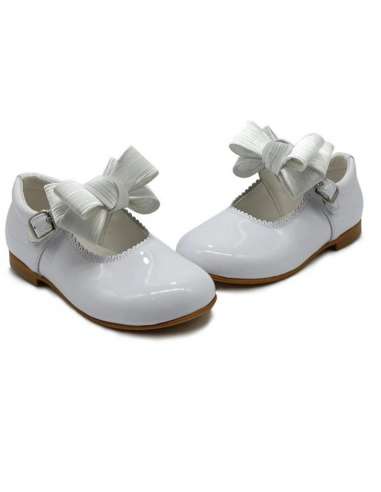 MARY JANES IN PATENT BAMBI 4199 WHITE J.o Bow