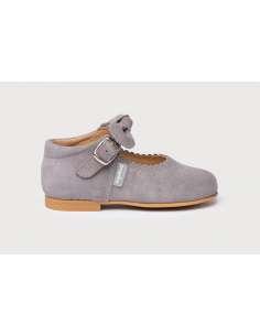 Mary Janes in Suede with bow Angelitos 509 grey 2