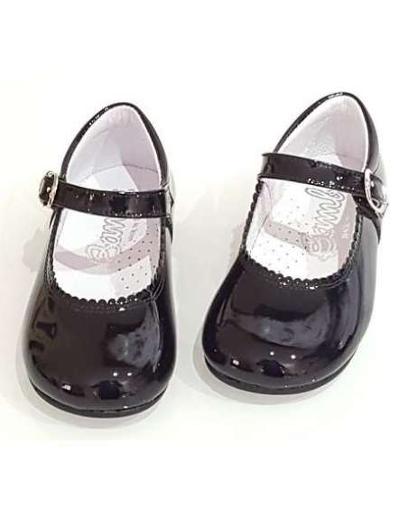 Merceditas en piel charol Cocoboxi 6270 negro