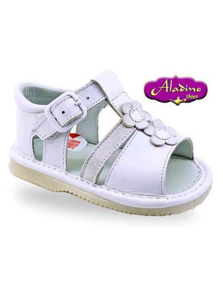 SANDALIA EN PIEL ALADINO 673