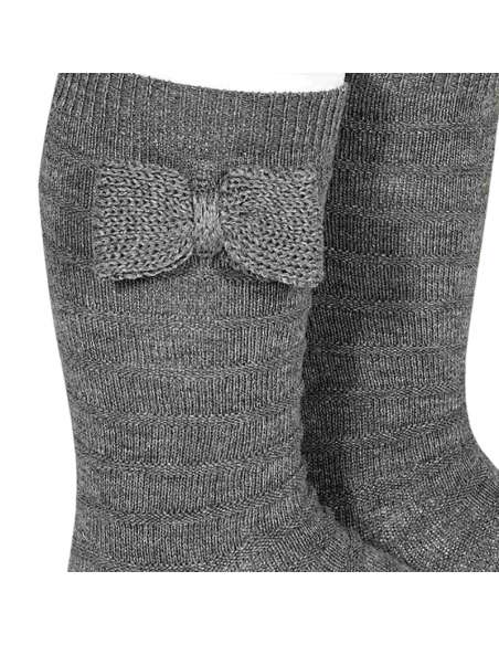 24972 230 GRIS CLARO CALCETÍN ALTO TEXTURA CON LAZO  MARCA CONDOR
