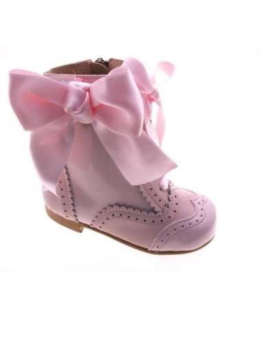 AngelitoS Boots in Leather and patent 1000 pink with bow