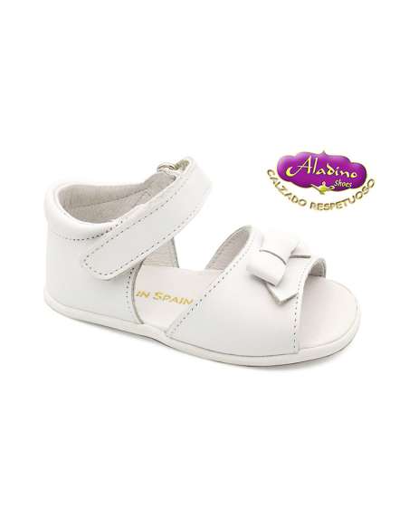 SANDALIA DE NIÑA EN PIEL ALADINO 2376 BLANCO