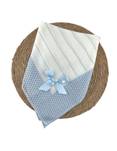 1009482 WHITE/BLUE BABY SHAWL IN WOOL  BRAND ALMA