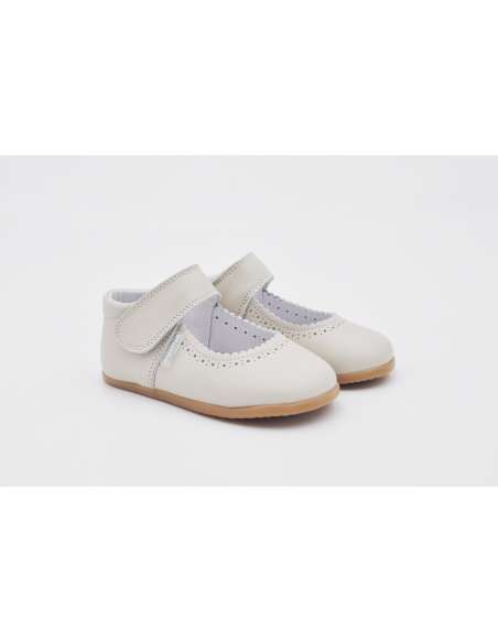 ANGELITOS RESPECTFUL LEATHER MARY JANES 540 BEIG