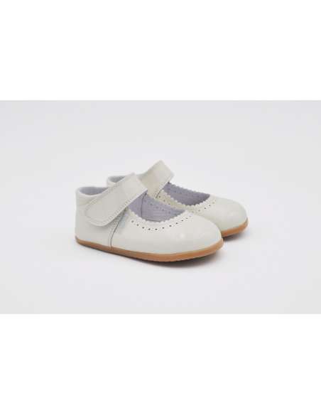 ANGELITOS RESPECTFUL PATENT MARY JANES 541 BEIG