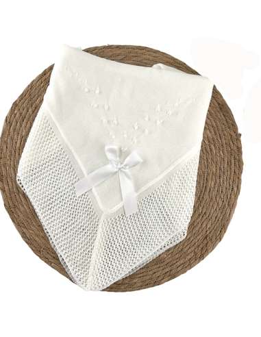 1000173 WHITE KNITTED BABY SHAWL BRAND ALMA