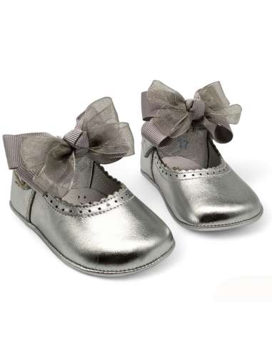 PRAM SHOES IN PATENT 712C WITH BOW CRISTAL SILVER