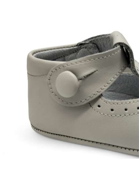 Pepito de Bebé en piel con cierre de botón 850B Beig