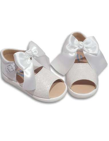 Sandals in Leather and bow AngelitoS 922 white