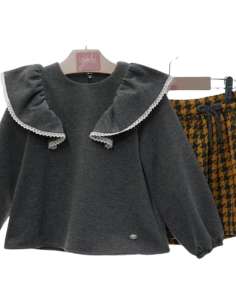 Y2252 CONJUNTO SUDADERA VOLANTES Y FALDA 2
