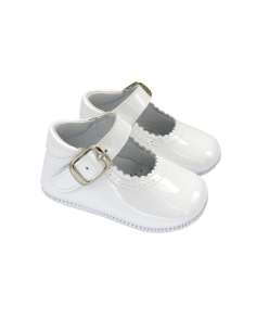 PEUQUE DE BEBÉ EN CHAROL 712C BLANCO