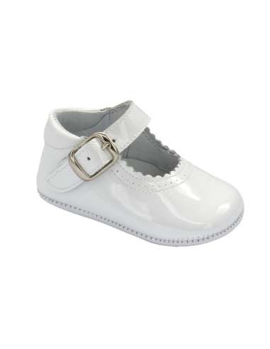 PEUQUE DE BEBÉ EN CHAROL 712C BLANCO