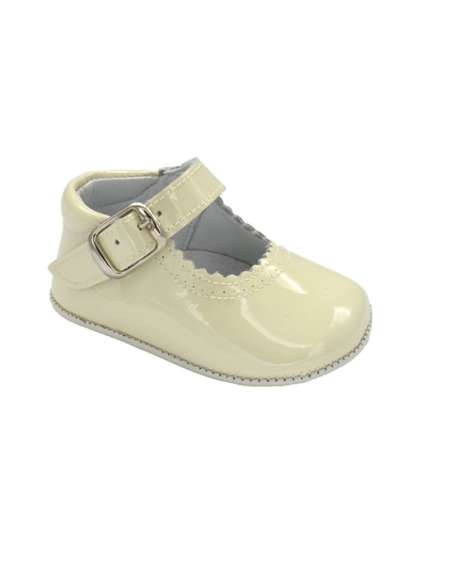 PRAM SHOES IN PATENT 712C BEIG