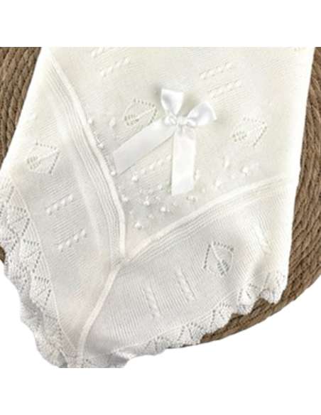 1000172 WHITE KNITTED BABY SHAWL BRAND ALMA