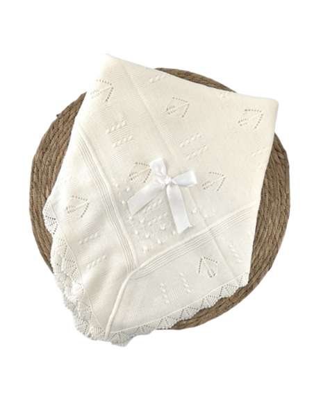 101720 WHITE KNITTED BABY SHAWL BRAND ALMA
