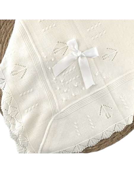 101720 WHITE KNITTED BABY SHAWL BRAND ALMA