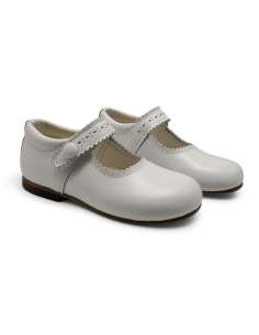 Mary Janes in leather with button 1502C White