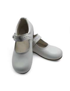 Mary Janes in leather with button 1502C White 2