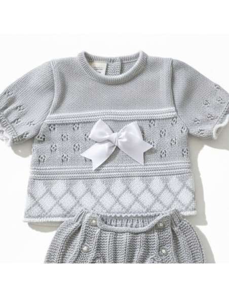 03213C GRIS Conjunto de bebé de punto perlé DOS PIEZAS MARCA  LA CASITA DE PEPITO