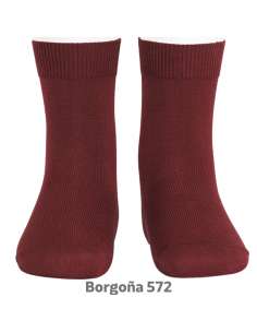 20194 SOLID BURGUNDY SOCKS 572