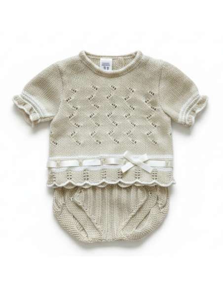 03415C BEIGE Conjunto de bebé de punto perlé DOS PIEZAS MARCA  LA CASITA DE PEPITO