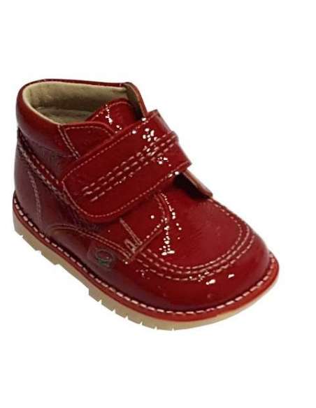 BOTA KICKERS DE CALIDAD EN CHAROL BAMBI 925 ROJA