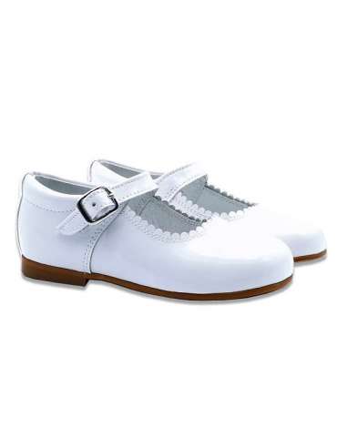 Mary Janes in patent leather Cocoboxi 6270 white